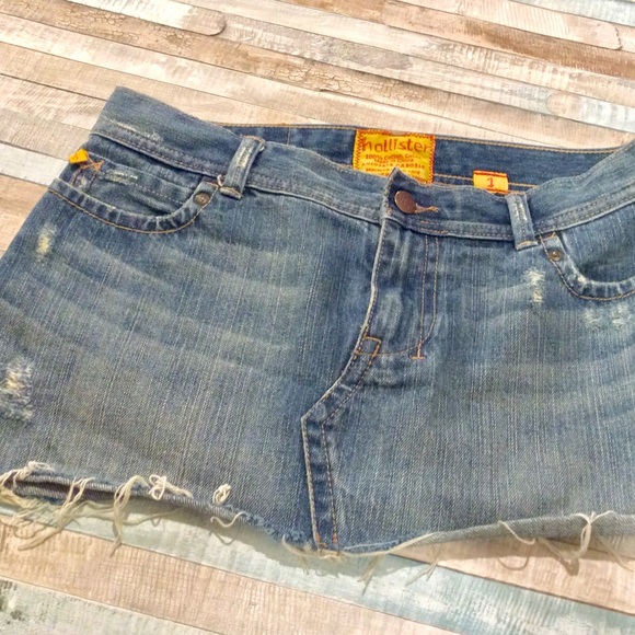Hollister Denim Jean Mini Cutoff Skirt SZ 1 - Picture 2 of 6